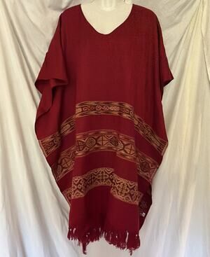 RHEA Pullover Poncho Women’s One Size Maroon Red Pattern Indian BOHO Acrylic NEW